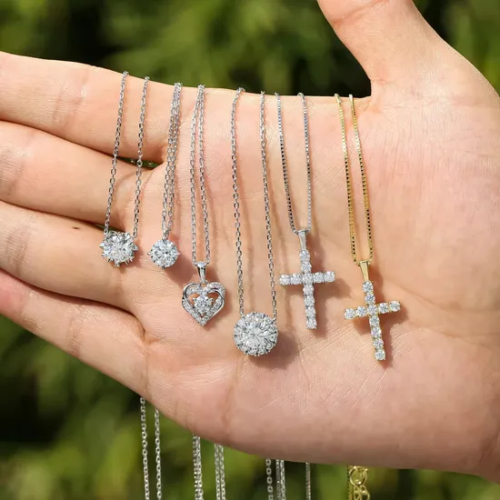 Peishang Moissanite Diamond Necklace Fine Jewelry 925 Sterling Silver Moissanite Cross Pendant Vvs Moissanite Heart Pendant Necklace