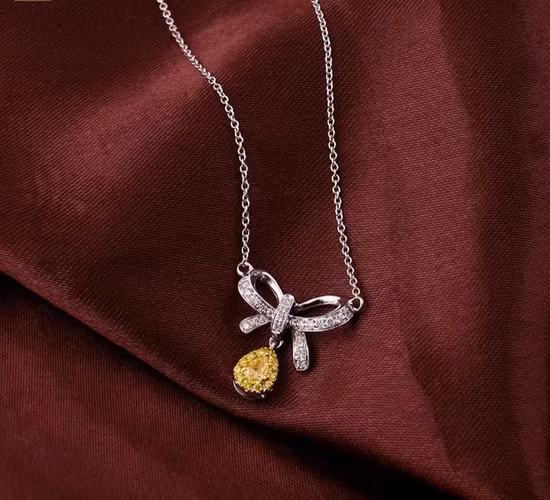 DiamondX 18K Jewelry Real Gold Children′s Custom Pendant Necklace