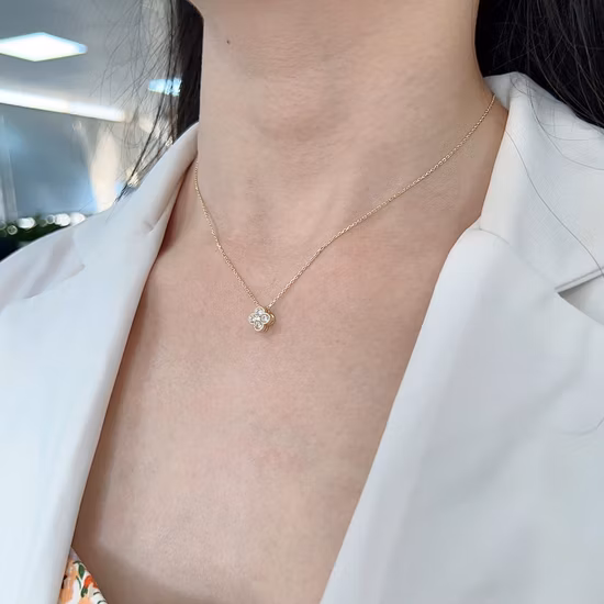 Hot Sale 925 Sterling Silver Four Leaf Clover Magnetic Heart Pendant Women Necklace Jewelry